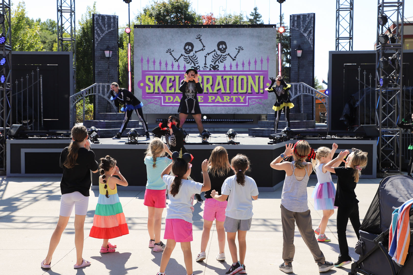 Skelebration! Dance Party background image