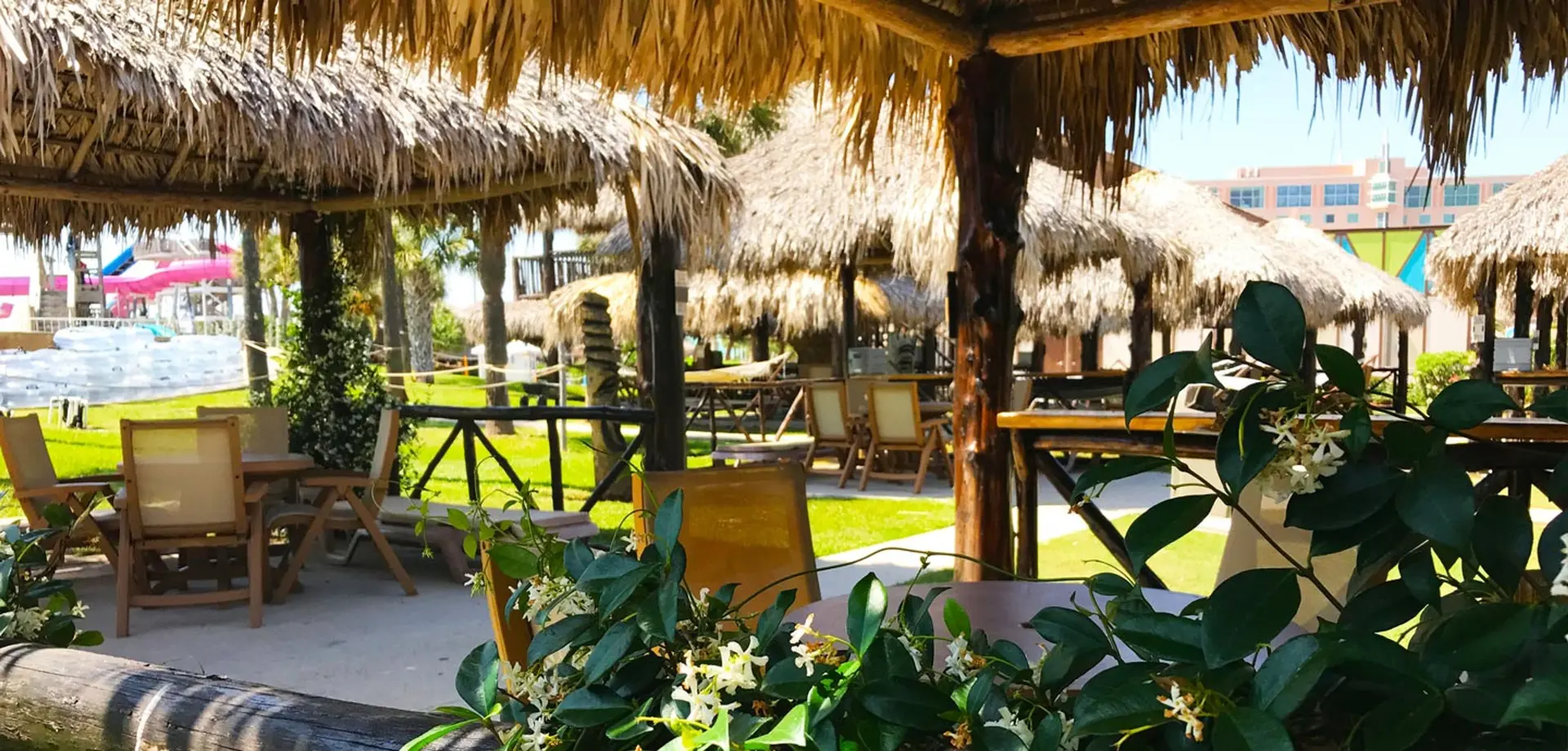 Village Grand Cabanas