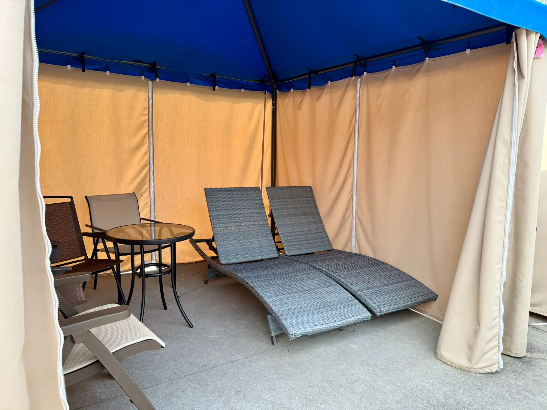 Cabana Rentals background image