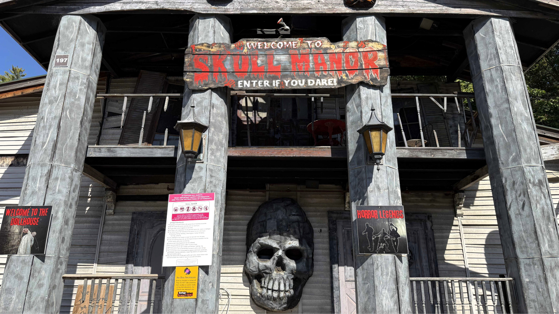 Skull Manor Entrance at Great Escape